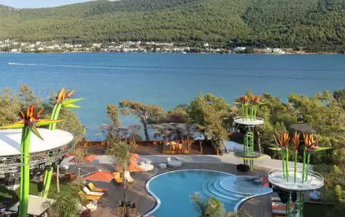 LUJO BODRUM - INDIGO BEACH CLUB POOL